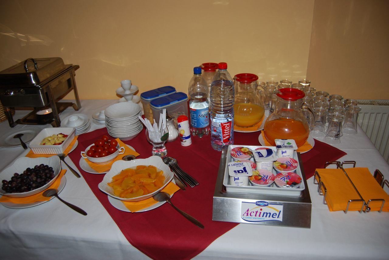 Hotel "Zur Sonne" Querfurt Екстериор снимка