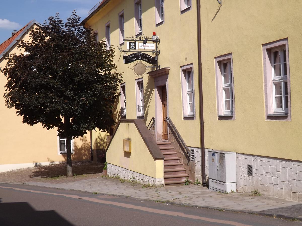 Hotel "Zur Sonne" Querfurt Екстериор снимка