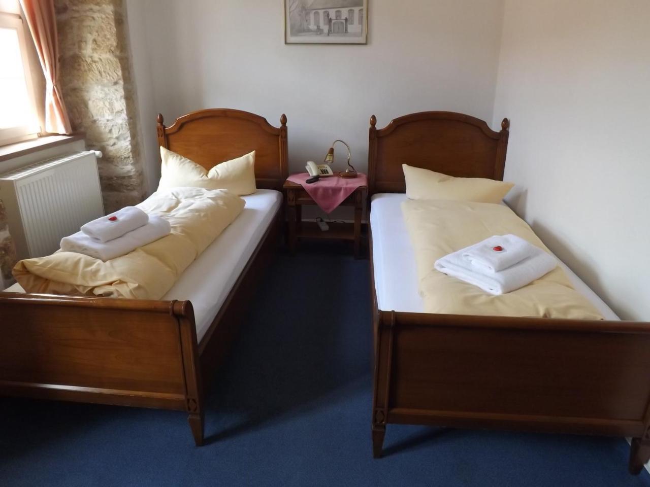 Hotel "Zur Sonne" Querfurt Екстериор снимка